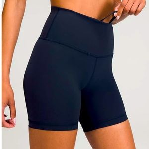Lululemon wunder under shorts size 4